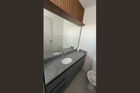 Apartamento para alugar com 68m², 3 quartos e 2 vagas Apartamento para alugar com 68m², 3 quartos e 2 vagasBanheiro