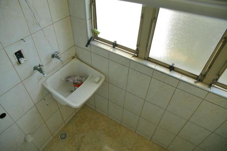 Apartamento para alugar com 78m², 2 quartos e 1 vagaÁrea de Serviço