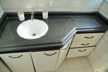 Apartamento para alugar com 78m², 2 quartos e 1 vagaBanheiro 