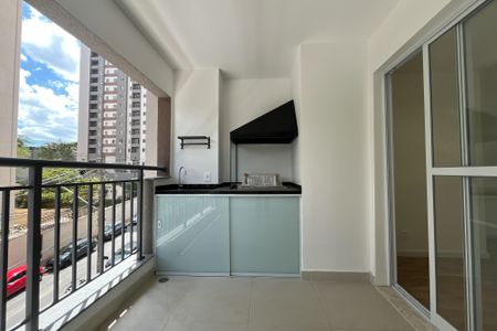 Apartamento para alugar com 67m², 2 quartos e 1 vagaVaranda