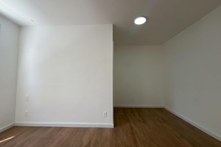 Apartamento para alugar com 67m², 2 quartos e 1 vagaSuíte