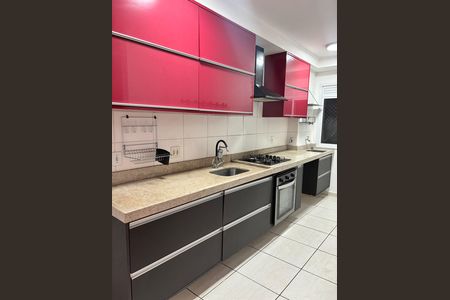 Apartamento à venda com 2 quartos, 57m² em Vila Satúrnia, Campinas