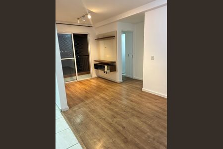 Apartamento à venda com 2 quartos, 57m² em Vila Satúrnia, Campinas