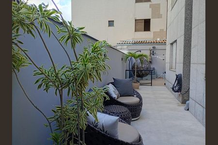 Apartamento à venda com 160m², 3 quartos e 2 vagas