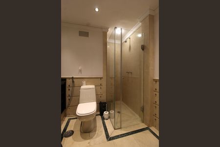 Apartamento à venda com 126m², 1 quarto e 2 vagasBanheiro da Suíte