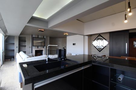 Apartamento à venda com 126m², 1 quarto e 2 vagasSala/Cozinha