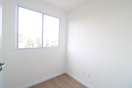 Quarto 2 de apartamento para alugar com 2 quartos, 33m² em Veleiros, São Paulo