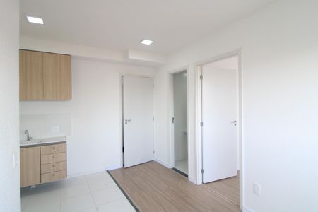 Sala de apartamento para alugar com 2 quartos, 33m² em Veleiros, São Paulo