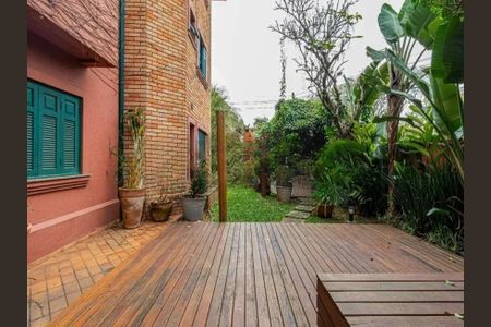 Apartamento à venda com 231m², 3 quartos e 3 vagas