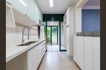 Apartamento à venda com 231m², 3 quartos e 3 vagas