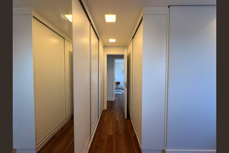 Apartamento para alugar com 231m², 3 quartos e 2 vagasSuite 2