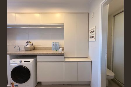 Apartamento para alugar com 231m², 3 quartos e 2 vagasLavanderia 
