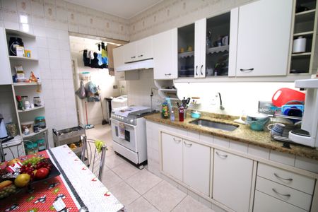 Apartamento à venda com 80m², 2 quartos e 1 vagaCozinha