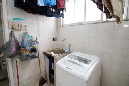 Apartamento à venda com 80m², 2 quartos e 1 vagaÁrea de Serviço