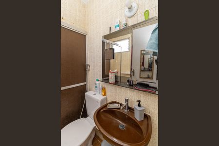 Apartamento à venda com 71m², 2 quartos e 1 vaga Apartamento à venda com 71m², 2 quartos e 1 vagaBanheiro da Suíte 2