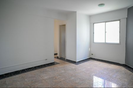 Sala de apartamento para alugar com 3 quartos, 80m² em Vila Vermelha, São Paulo