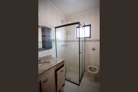 Casa à venda com 168m², 3 quartos e 3 vagasBANHEIRO