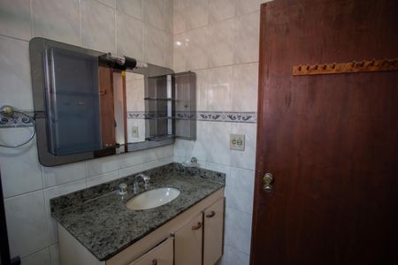 Casa à venda com 168m², 3 quartos e 3 vagasBANHEIRO DA SUÍTE