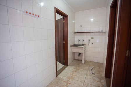 Casa à venda com 168m², 3 quartos e 3 vagasÁREA DE SERVIÇO