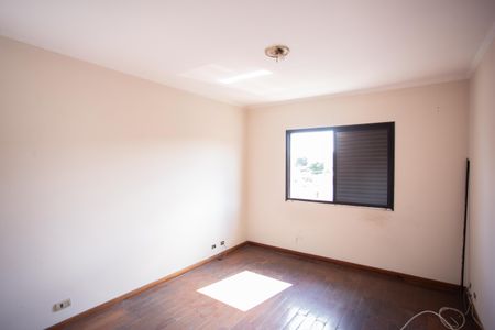 Casa à venda com 168m², 3 quartos e 3 vagasQUARTO 1- SUÍTE