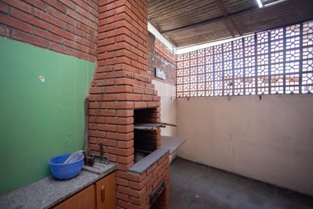 Casa à venda com 168m², 3 quartos e 3 vagasÁREA GOURMET