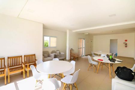 Apartamento à venda com 52m², 2 quartos e 2 vagas Apartamento à venda com 52m², 2 quartos e 2 vagasÁrea comum - Salão de festas