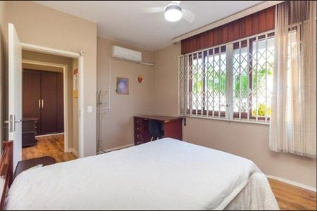 Casa para alugar com 380m², 3 quartos e 3 vagas Casa para alugar com 380m², 3 quartos e 3 vagasSuíte 2