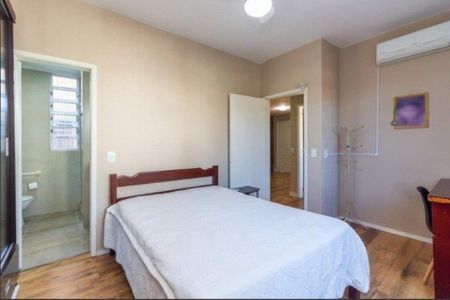 Casa para alugar com 380m², 3 quartos e 3 vagas Casa para alugar com 380m², 3 quartos e 3 vagasSuíte 2
