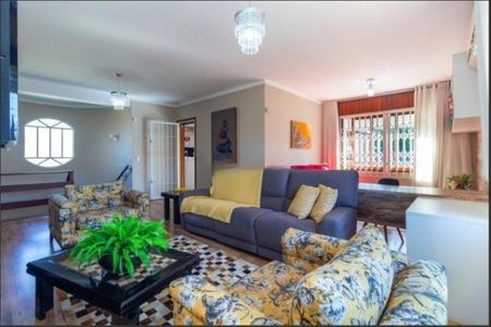 Casa para alugar com 380m², 3 quartos e 3 vagas Casa para alugar com 380m², 3 quartos e 3 vagasSala