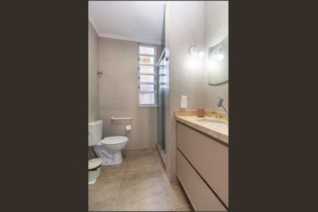Banheiro da Suíte 3 de casa para alugar com 3 quartos, 380m² em Guarujá, Porto Alegre