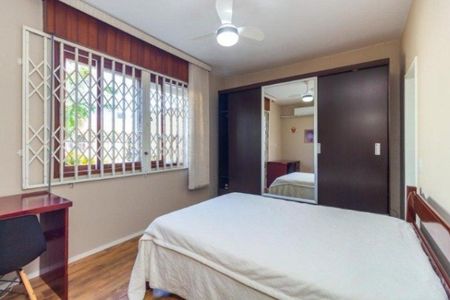 Casa para alugar com 380m², 3 quartos e 3 vagas Casa para alugar com 380m², 3 quartos e 3 vagasSuíte 2
