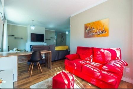 Casa para alugar com 380m², 3 quartos e 3 vagas Casa para alugar com 380m², 3 quartos e 3 vagasSala