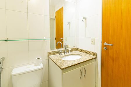 Apartamento para alugar com 65m², 2 quartos e 1 vaga Apartamento para alugar com 65m², 2 quartos e 1 vagaBanheiro