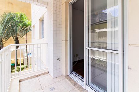 Apartamento para alugar com 65m², 2 quartos e 1 vaga Apartamento para alugar com 65m², 2 quartos e 1 vagaVaranda