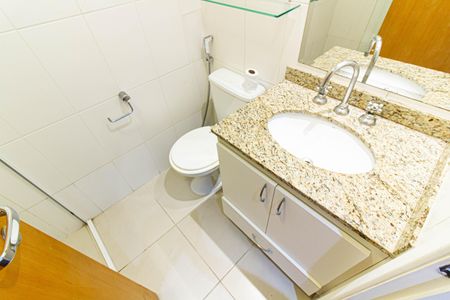 Apartamento para alugar com 65m², 2 quartos e 1 vaga Apartamento para alugar com 65m², 2 quartos e 1 vagaBanheiro