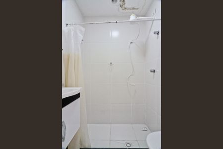 Banheiro de apartamento para alugar com 1 quarto, 20m² em Vila Pereira Barreto, São Paulo