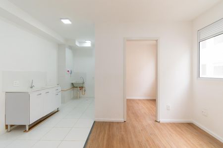 Sala de apartamento para alugar com 2 quartos, 32m² em Quinta da Paineira, São Paulo