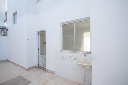 Apartamento à venda com 59m², 2 quartos e 1 vaga Apartamento à venda com 59m², 2 quartos e 1 vagaÁrea de Serviço