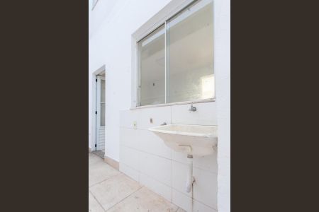 Apartamento à venda com 59m², 2 quartos e 1 vaga Apartamento à venda com 59m², 2 quartos e 1 vagaÁrea de Serviço