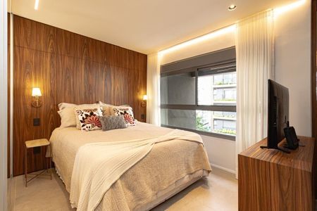 Apartamento à venda com 1 quarto, 71m² em Vila Nova Conceição, São Paulo