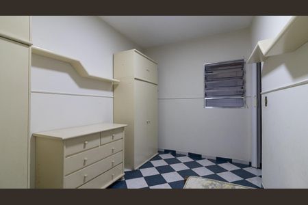 Casa à venda com 231m², 6 quartos e 2 vagasQuarto 2