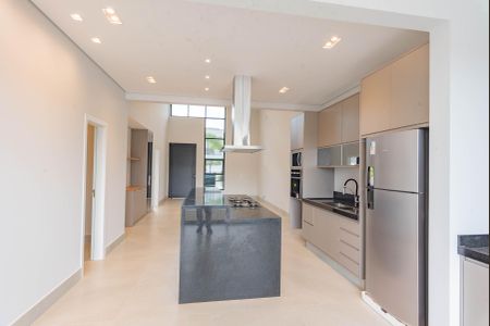 Casa de condomínio à venda com 300m², 3 quartos e 4 vagas Casa de condomínio à venda com 300m², 3 quartos e 4 vagasCozinha