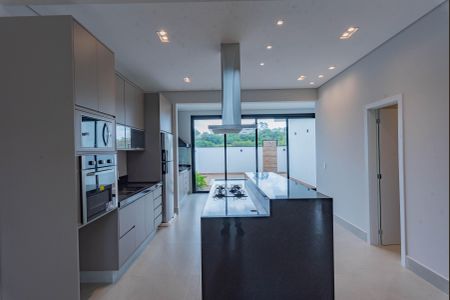 Casa de condomínio à venda com 300m², 3 quartos e 4 vagas Casa de condomínio à venda com 300m², 3 quartos e 4 vagasCozinha