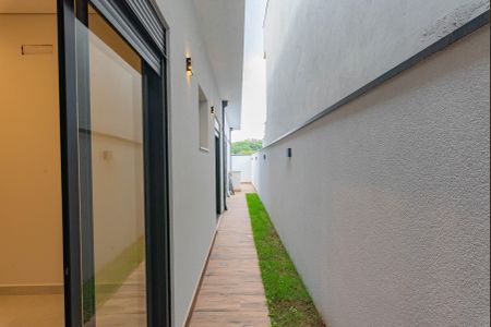 Casa de condomínio à venda com 300m², 3 quartos e 4 vagas Casa de condomínio à venda com 300m², 3 quartos e 4 vagasVista da Suíte 3