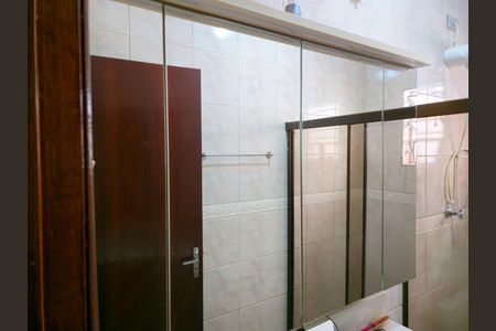 Casa à venda com 131m², 3 quartos e 4 vagasBanheiro da Suíte