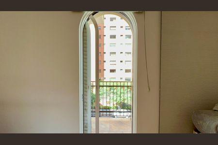 Apartamento à venda com 333m², 4 quartos e 4 vagasSacada da suite 4