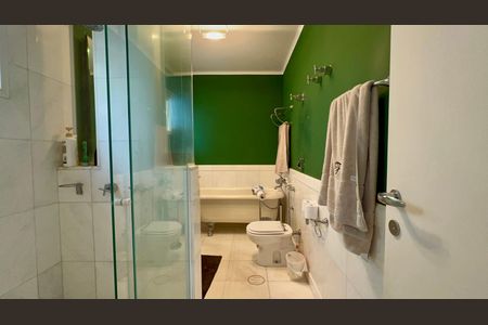 Apartamento à venda com 333m², 4 quartos e 4 vagasBanheiro da Suíte 4