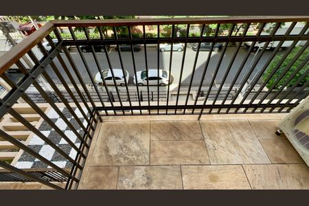 Apartamento à venda com 333m², 4 quartos e 4 vagasSacada da suite 4