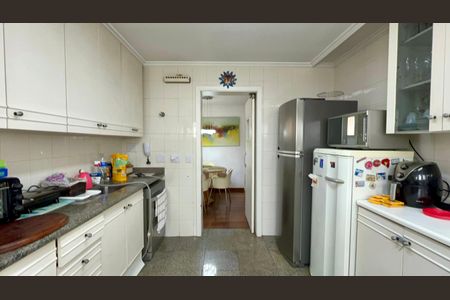 Apartamento à venda com 333m², 4 quartos e 4 vagasCozinha