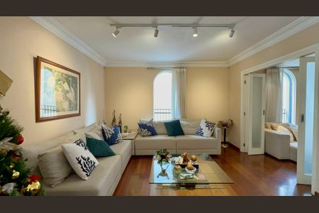 Apartamento à venda com 333m², 4 quartos e 4 vagasSala